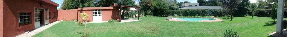 Property building, Natural landscape, Garden, Garden, Garden view, Swimming pool