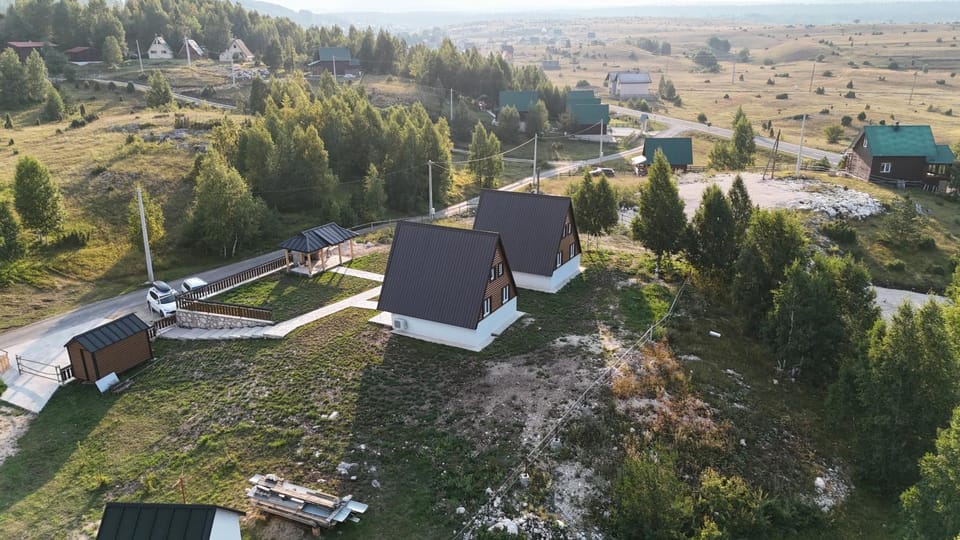 Neighbourhood, Natural landscape, Bird's eye view, Street view