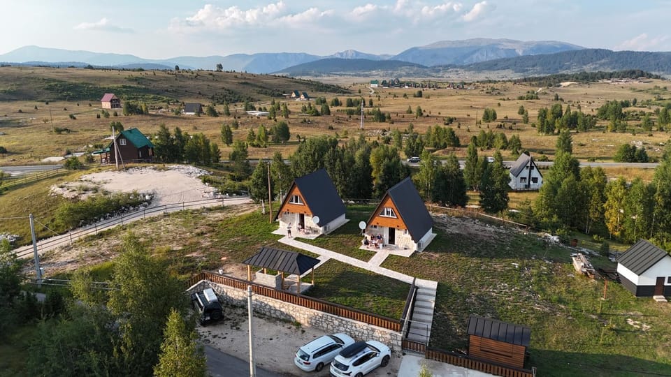 Nearby landmark, Natural landscape, Bird's eye view