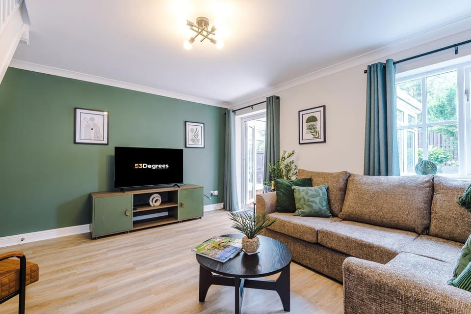 TV and multimedia, Living room, Seating area