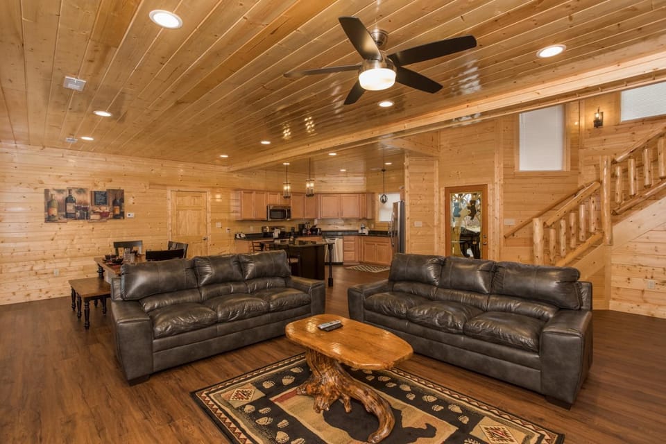 A View To Remember Indoor Pool Hot Tub Game Room Theater Room View Attraction Tickets Chalet in Gatlinburg