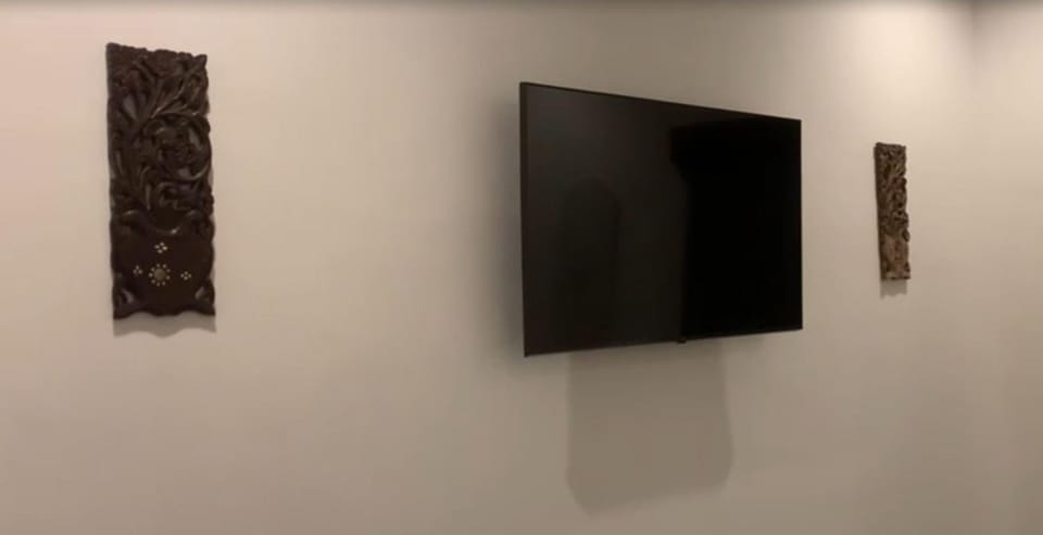 Communal lounge/ TV room, TV and multimedia