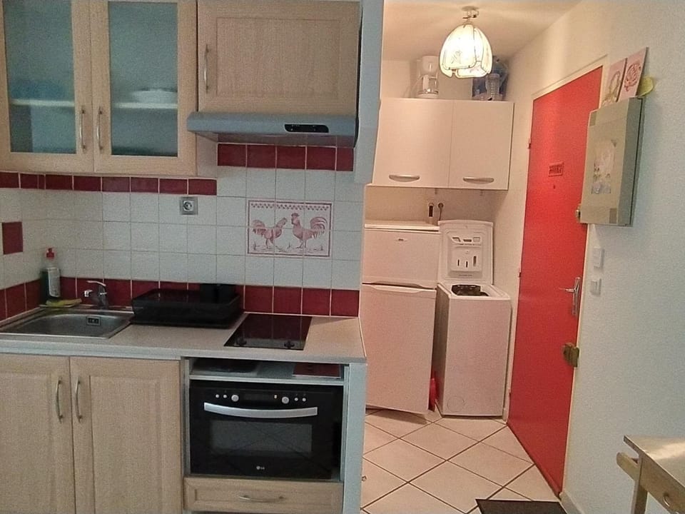 Appartement 2P 4 Pers, à 500m Plage, Parking, WIFI, Petits Animaux OK - FR-1-776-107 Apartment in Argeles-sur-Mer