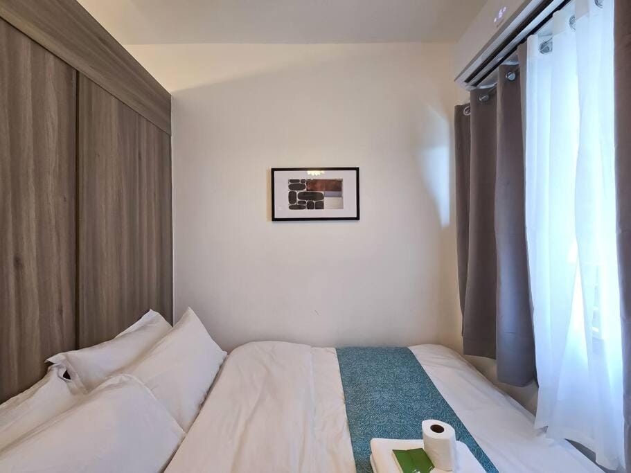 1BR Condotel with Balcony at FAME Residences #FM43 Apartment in Mandaluyong