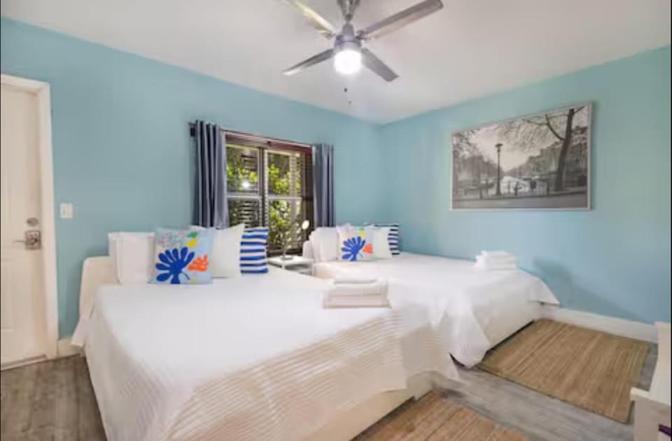 B02 5 min from beach studio Midtown Wynwood Apartment in Miami