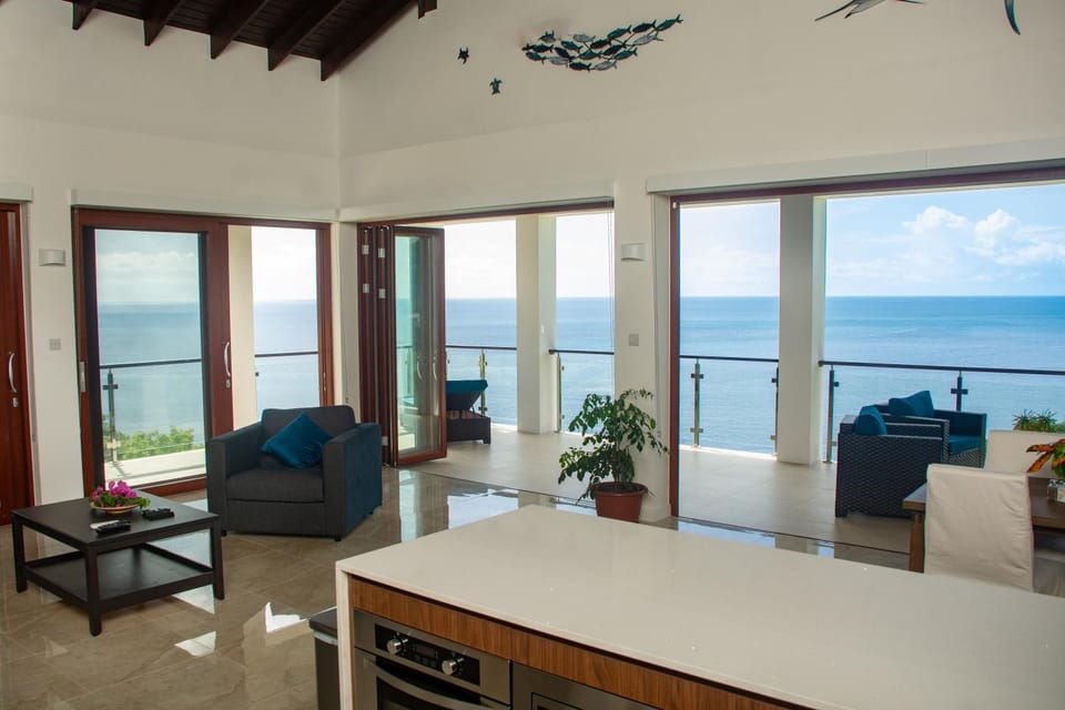 View (from property/room), Balcony/Terrace, Living room, Seating area, Sea view