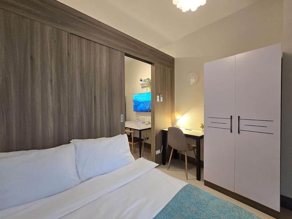 1BR Condotel with Balcony at FAME Residences #FM46 Apartment in Mandaluyong