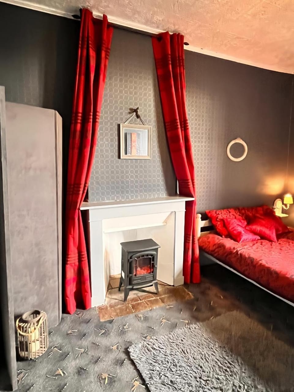 Chambre Anthracite Vacation rental in Nouvelle-Aquitaine