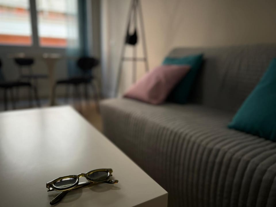 Premium One-Bedroom Apartment plus sofa bed, Near Vatican - newly renovated Apartment in Rome