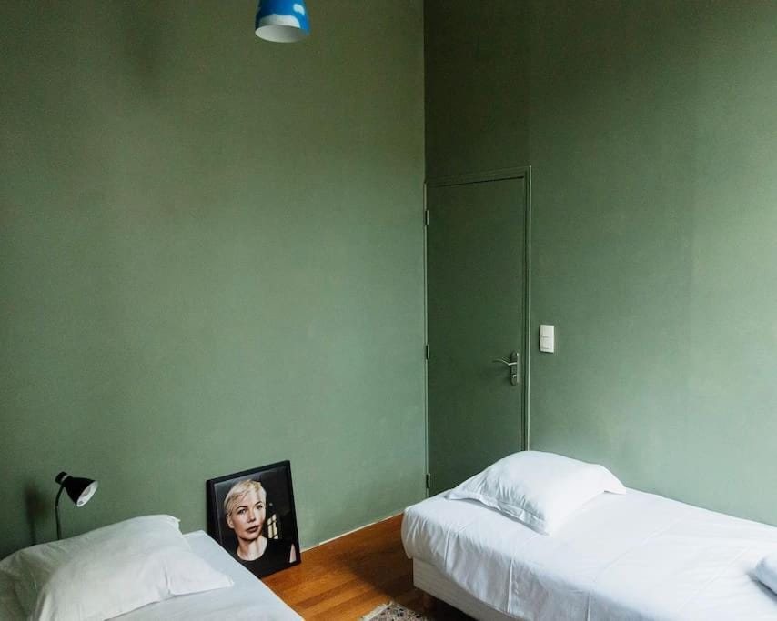 Bed, Bedroom