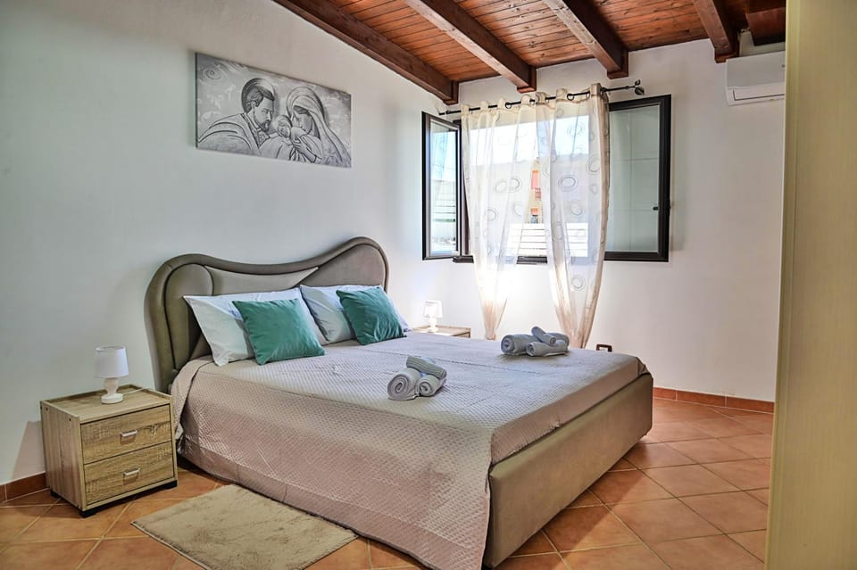 Villa Mendolia Villa in Sicily