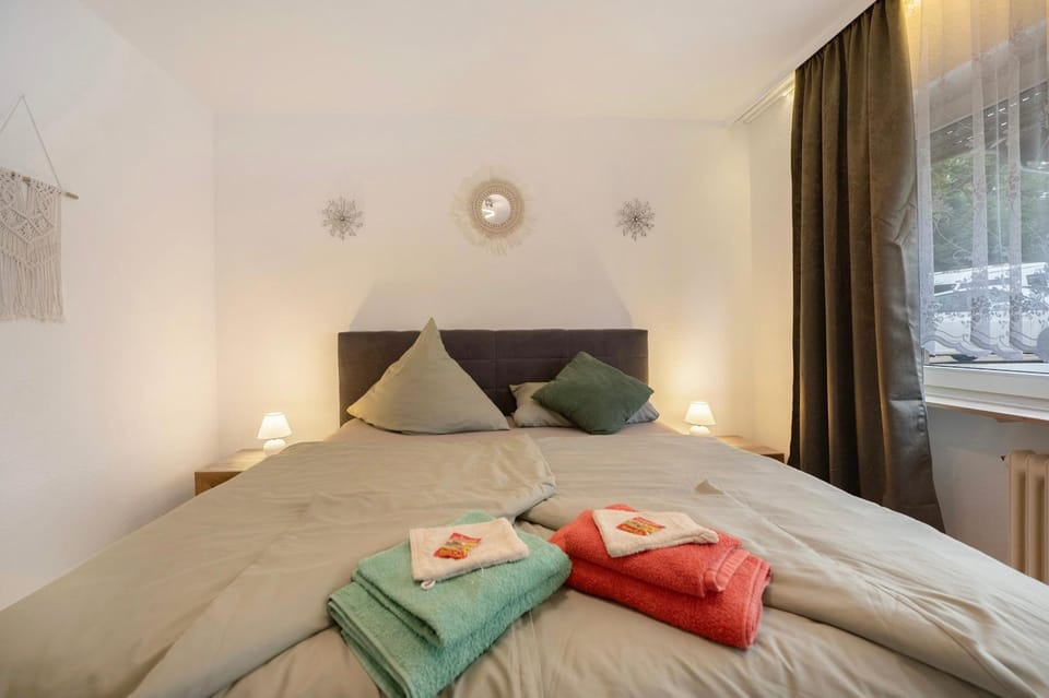 Living room, Bedroom