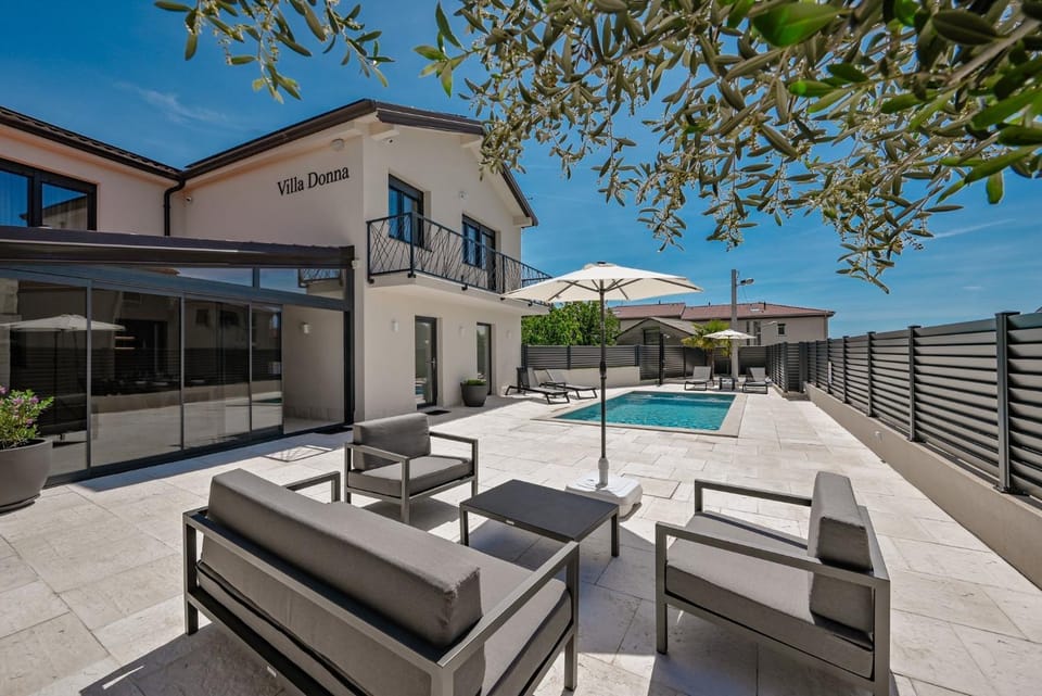 Villa Donna, 5 STARS - Luxury Villa with a heated pool Villa in Rijeka