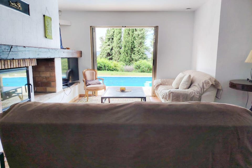4 BR Villa with Pool Sea View AC Parking - BENAKEY Villa in Mougins