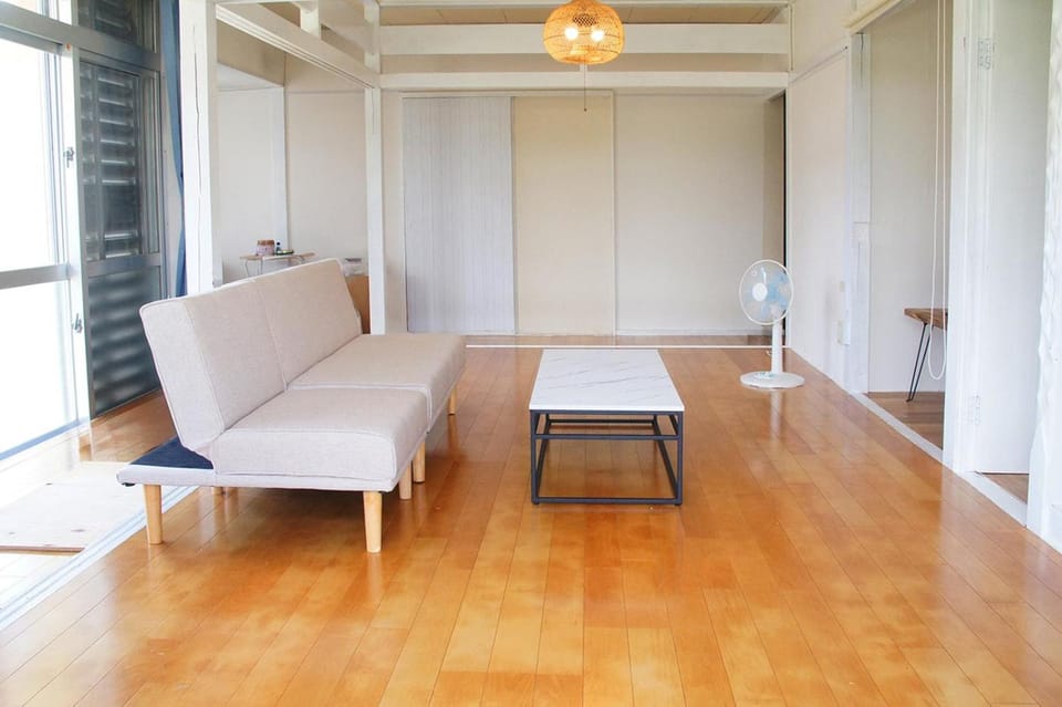 Beach Front Nago Okinawa ビーチフロント名護沖縄 Apartment in Okinawa Prefecture