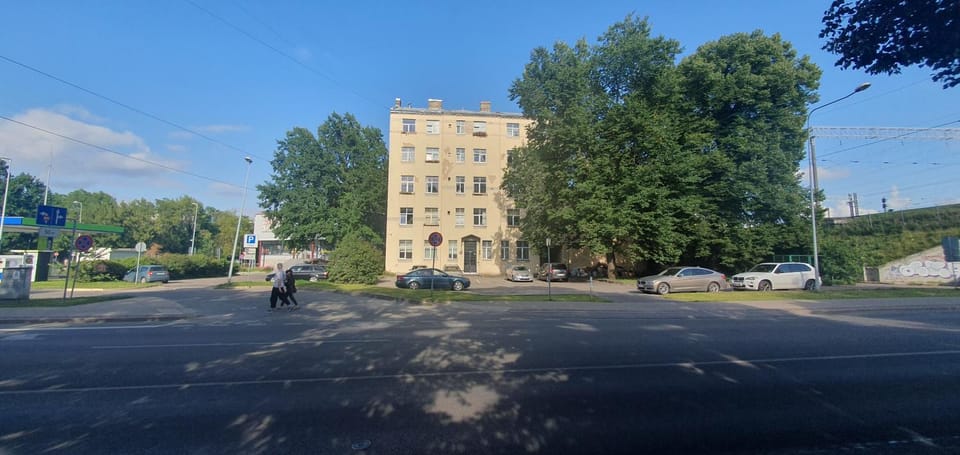 Neighbourhood, Street view, Location, Parking