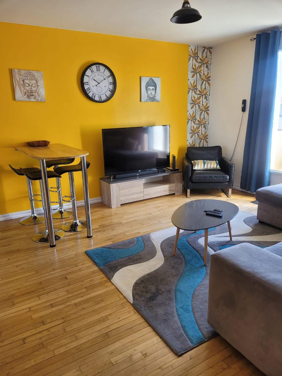 Spacieux T5 confort 9 pers Apartment in Angers