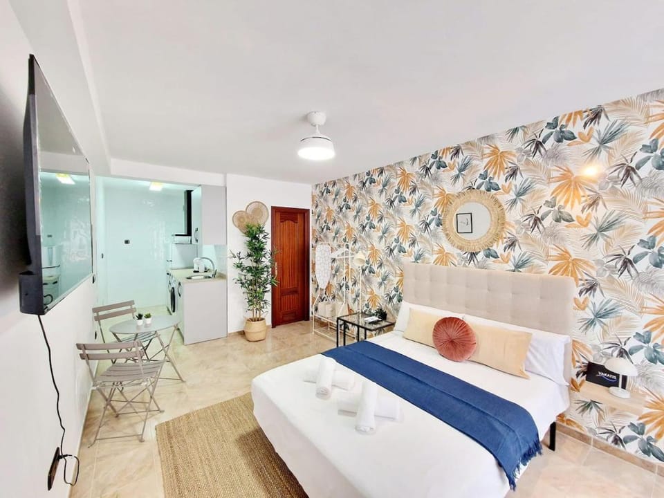 Estudio a 4 min andando de la playa - Benalmadena Apartment in Benalmadena