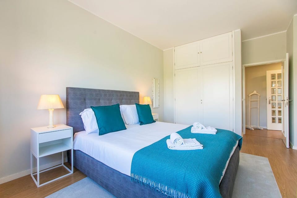 Alba House & free parking Apartment in Porto
