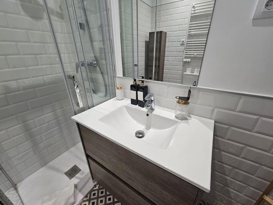 The Gabriels con terraza Apartment in Madrid