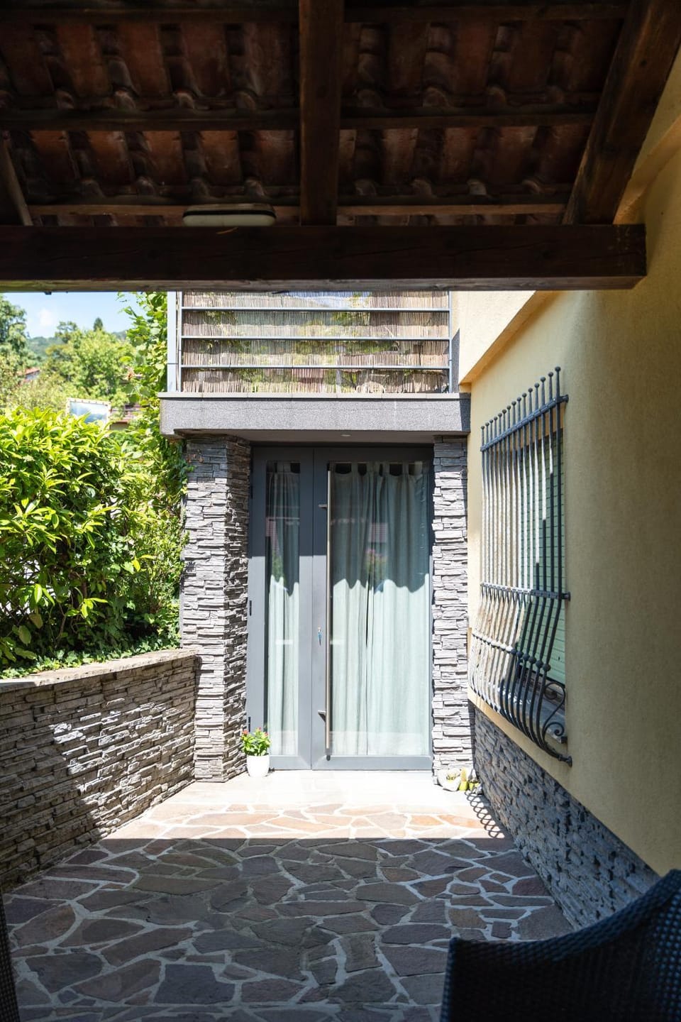 Facade/entrance