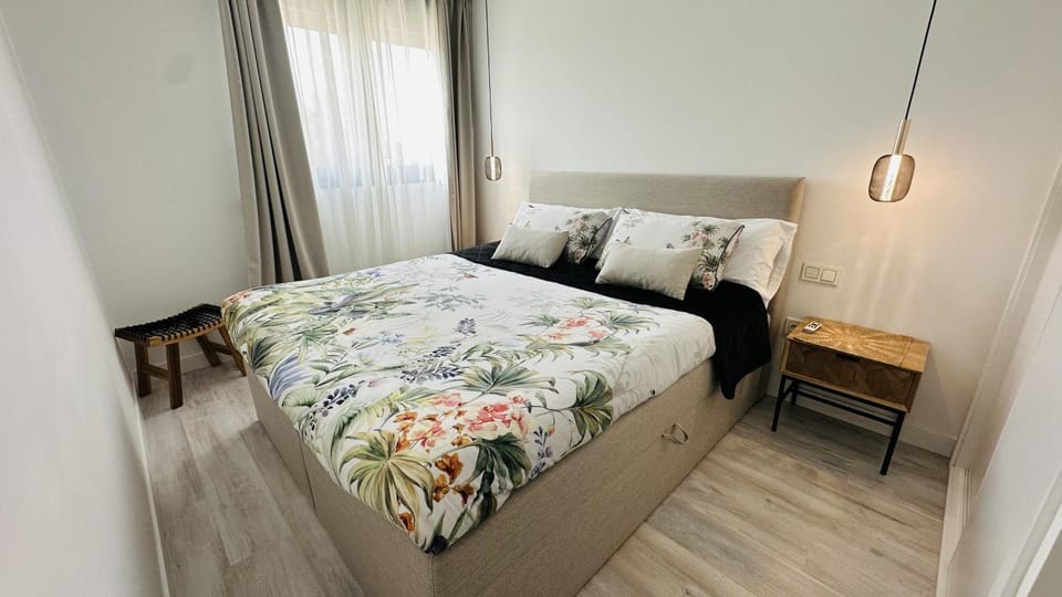 Malaga Tower Apartment in Malaga
