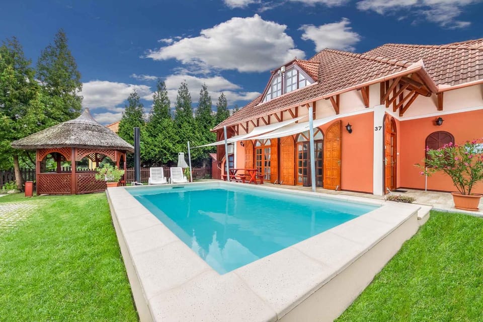 Summer, Swimming pool