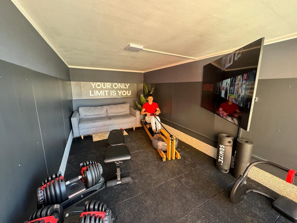 TV and multimedia, Fitness centre/facilities
