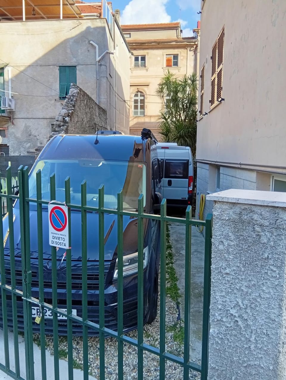 Il Borgo Incantato con garage Apartment in Finale Ligure