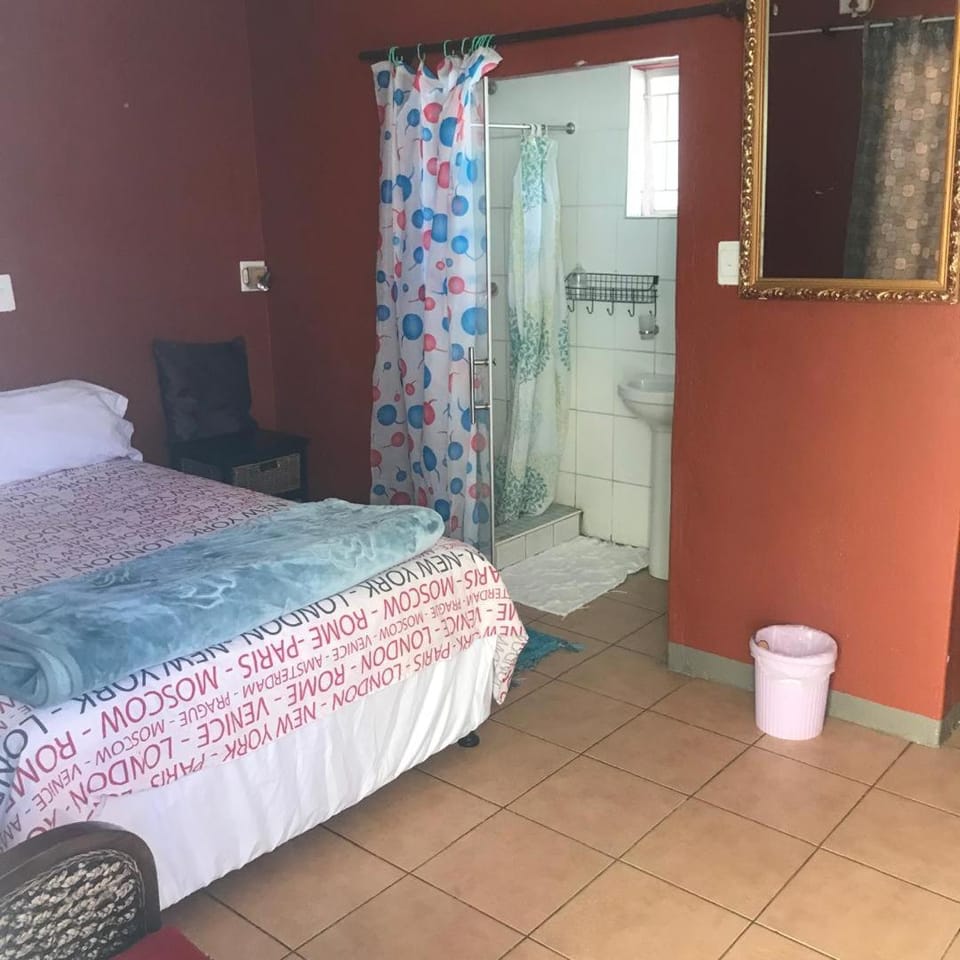 MONGILO GUESTHOUSE Bed and Breakfast in Windhoek