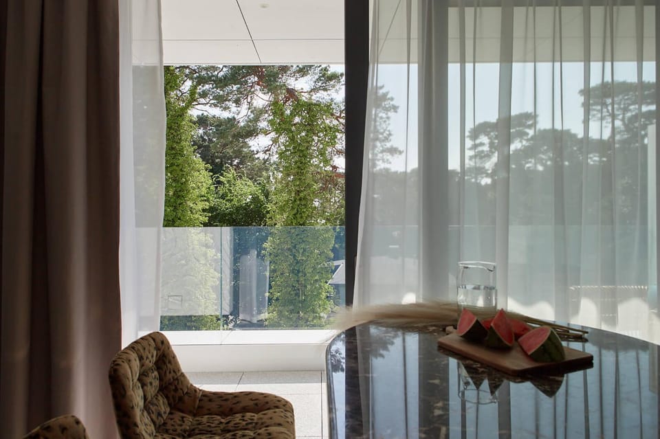 Natural landscape, View (from property/room), Balcony/Terrace, Dining area