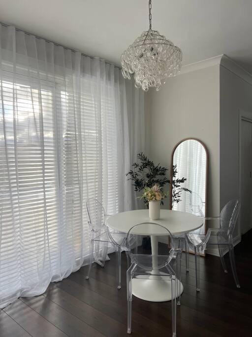 Renovated 3 Bedroom House House in Goulburn