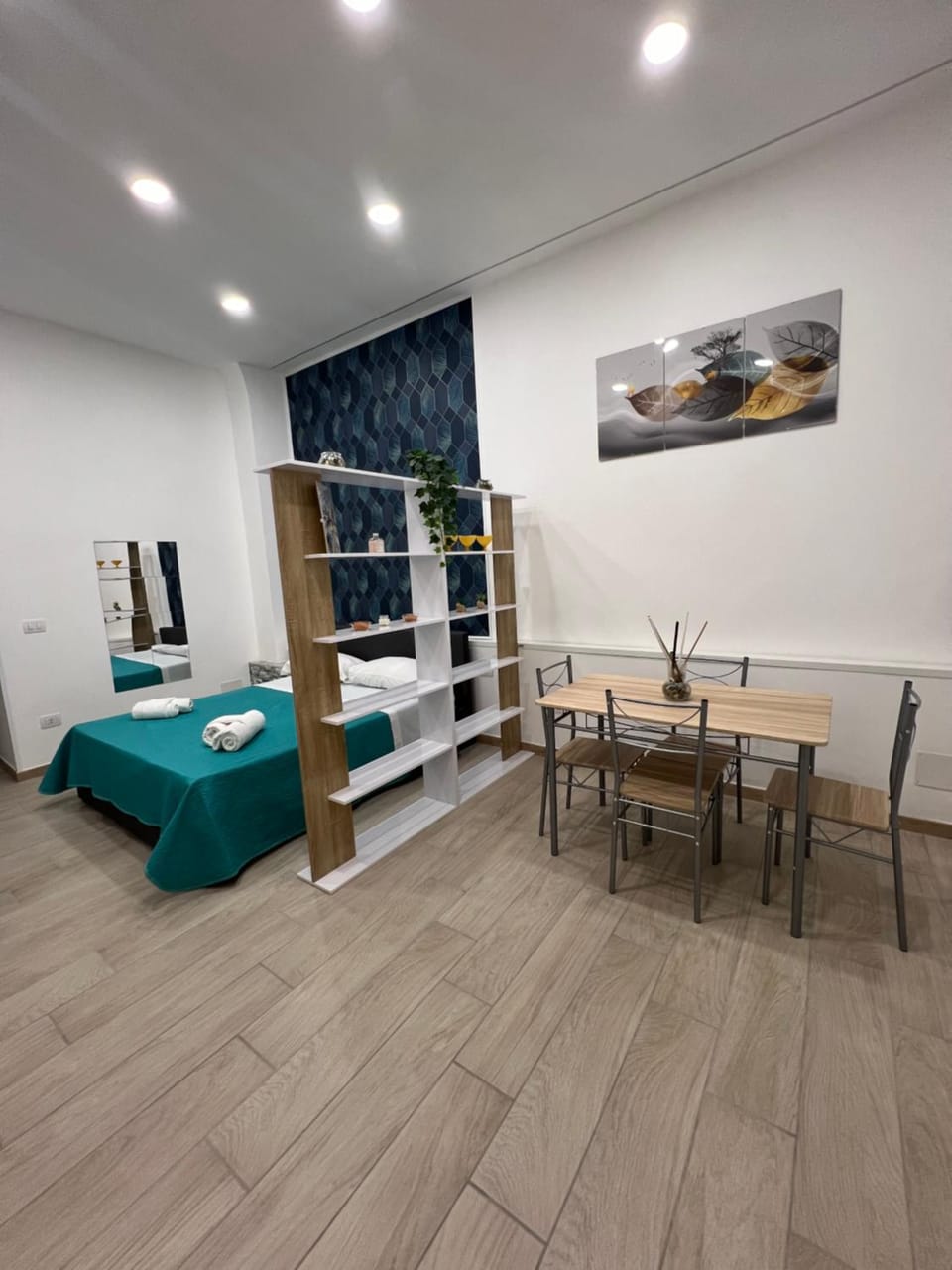 Photo of the whole room