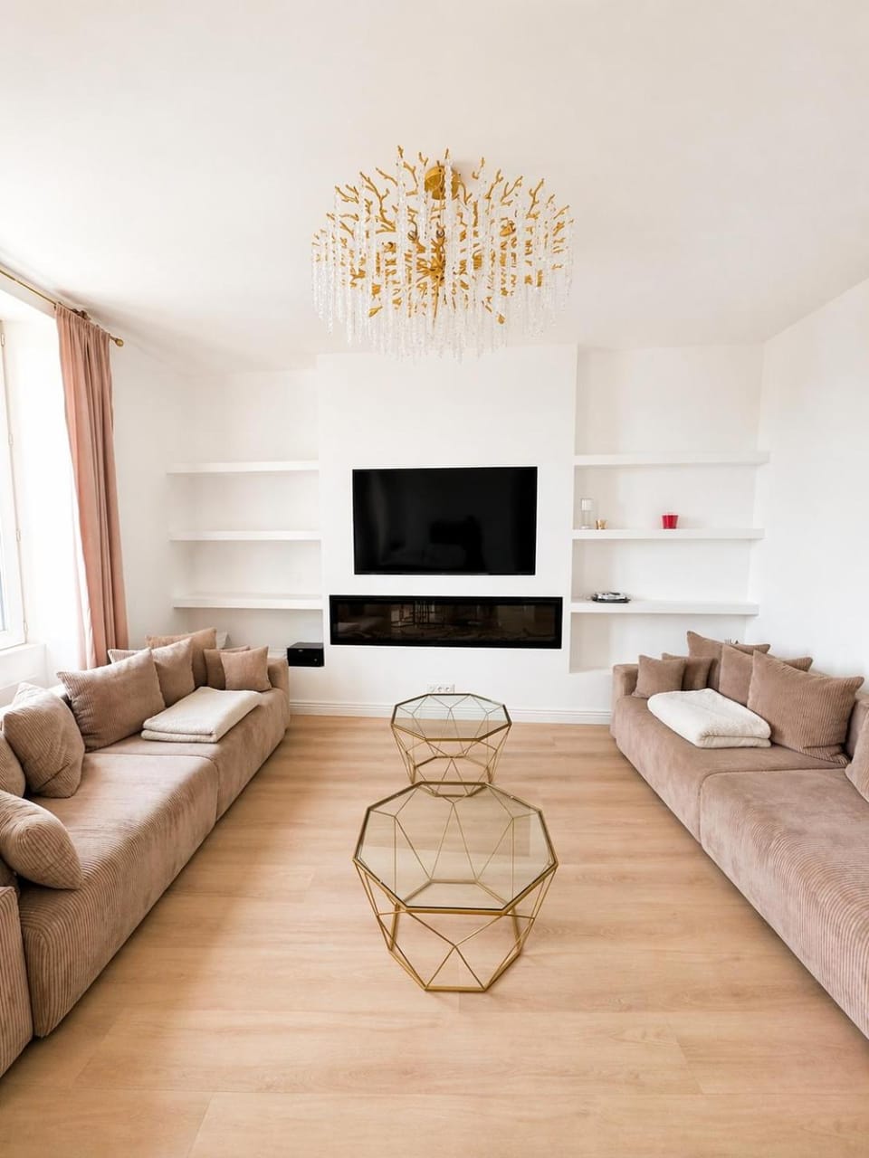 TV and multimedia, Living room