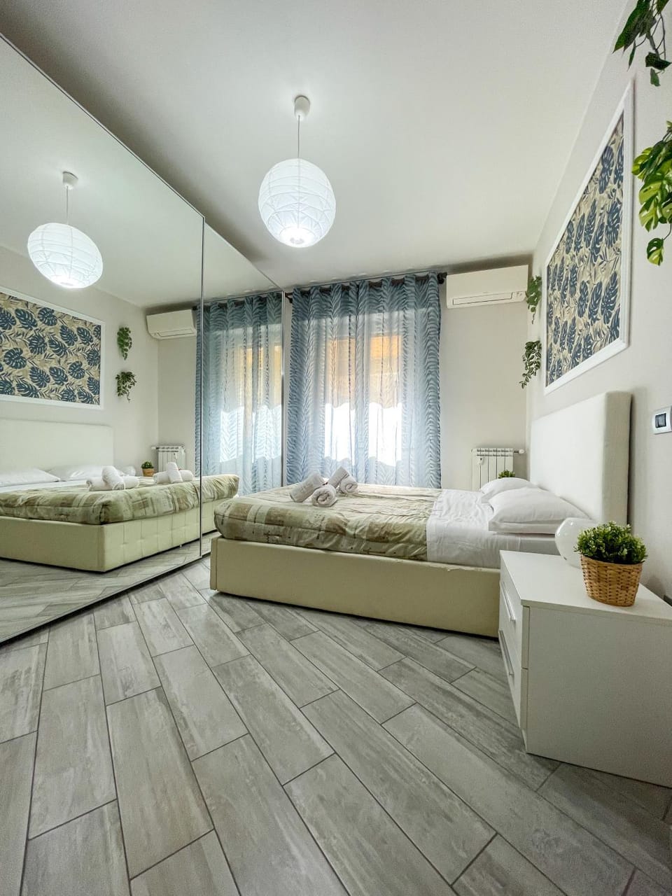 Home In Town - CITY LIFE near San Siro Stadium metropolitana M1 - M5 Apartment in Milan