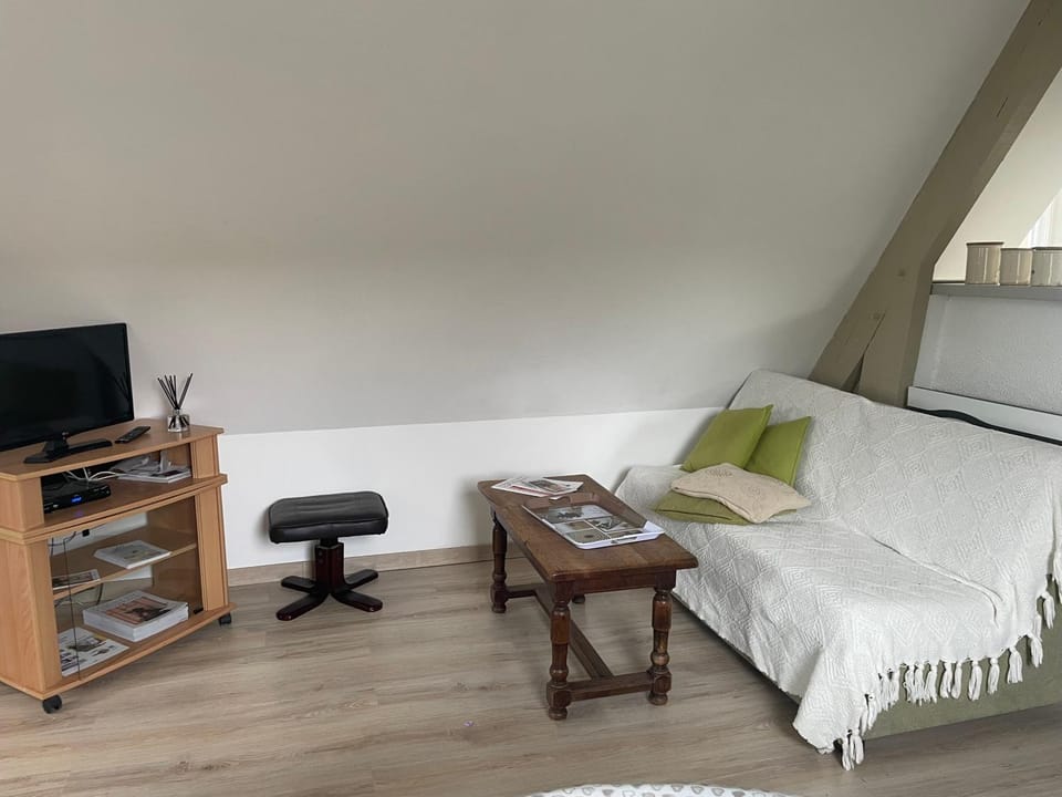 Apple garden Apartment in Normandy