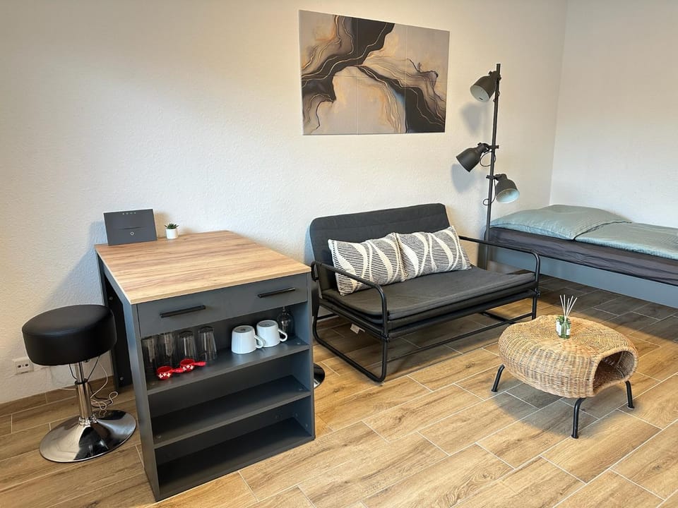 Restaurant/places to eat, Living room, Seating area, Bedroom
