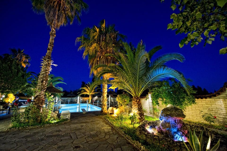 Garden, Pool view, Swimming pool