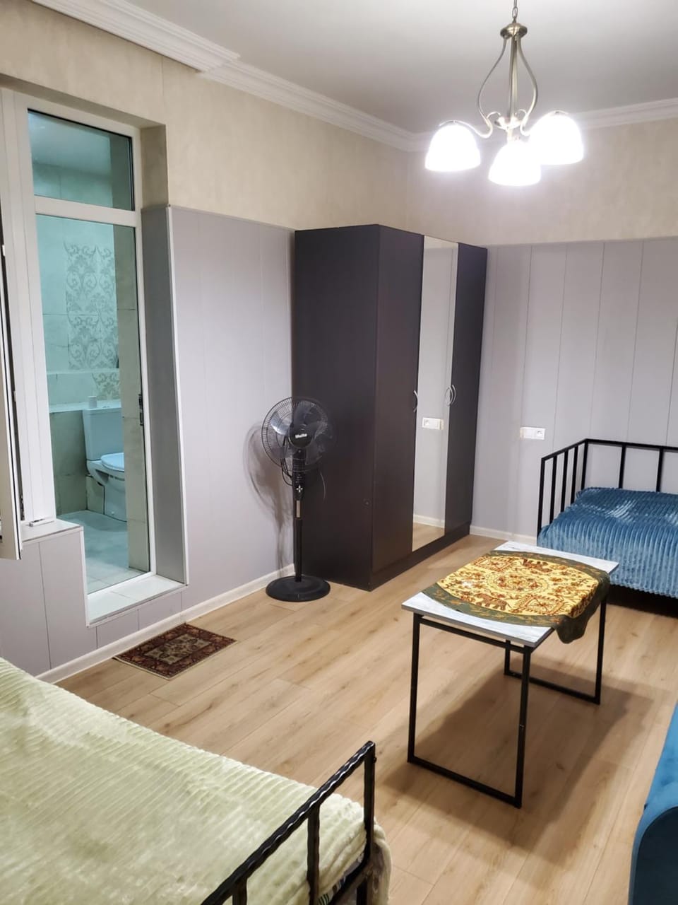 Ниниа сад Apartment in Tbilisi, Georgia