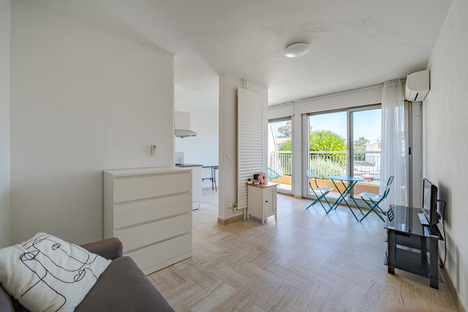 Studio Cannes Marina Jean Bart Apartment in Mandelieu-La Napoule