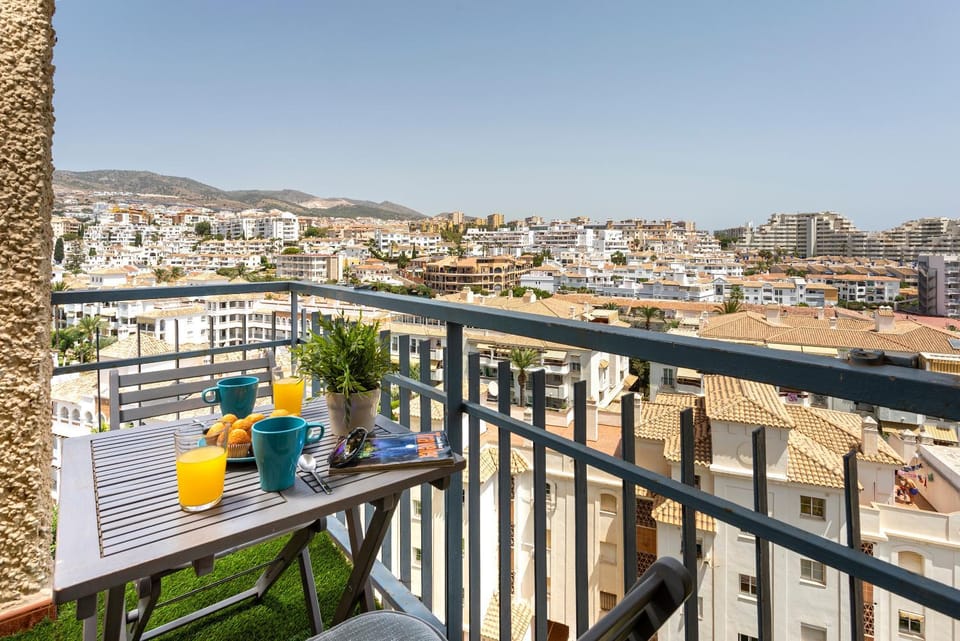 Property building, View (from property/room), Balcony/Terrace