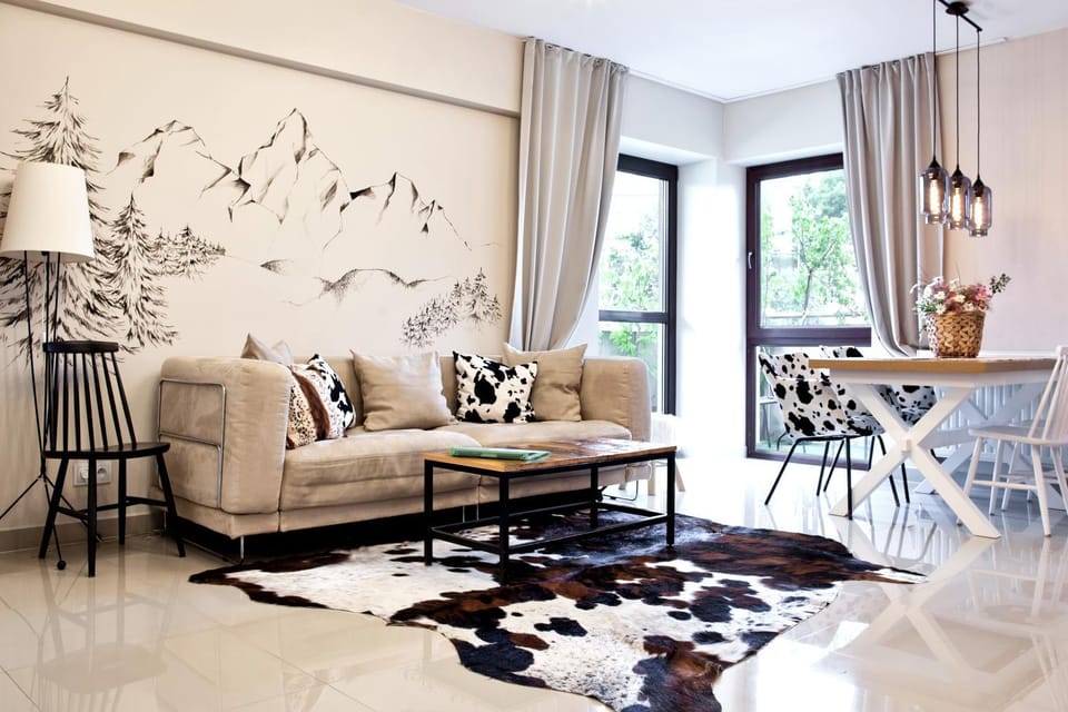 Living room, Seating area, Dining area