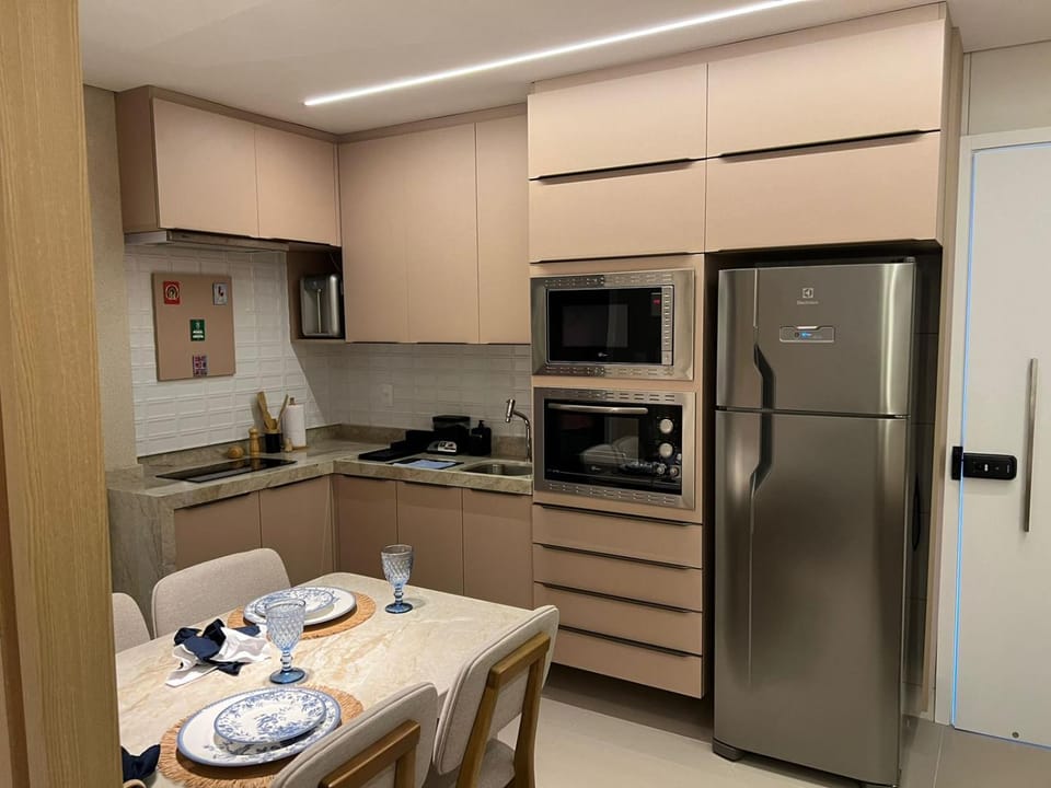 Kitchen or kitchenette, Dining area, stove