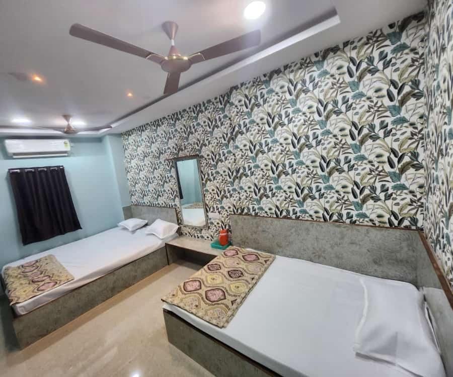 Hotel Banwari Palace Country House in India