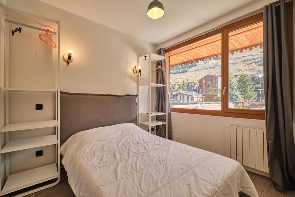 Property building, Living room, Bedroom