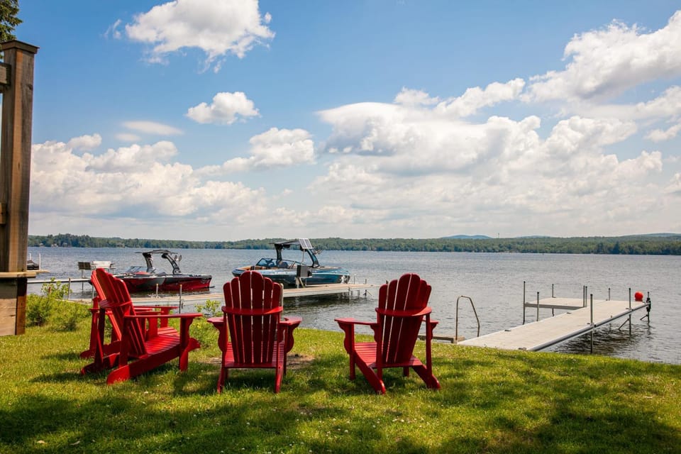 Day, Natural landscape, Activities, Lake view, fireplace