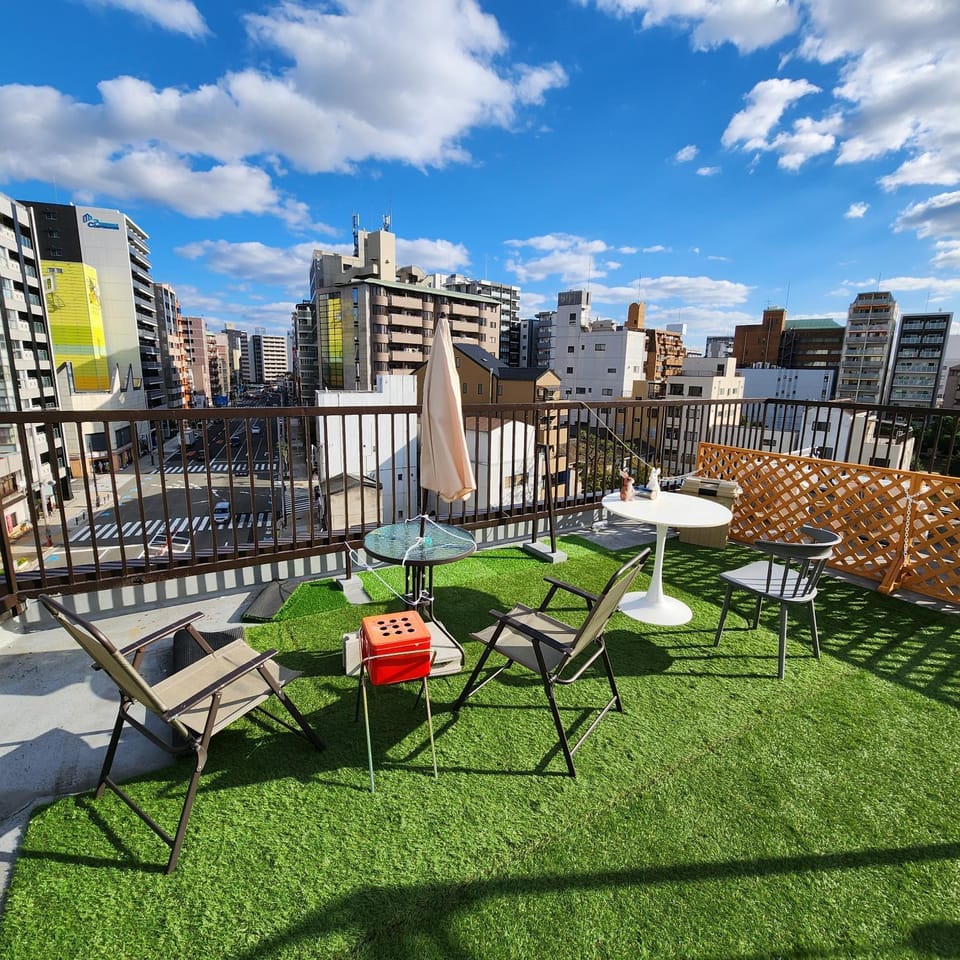 Property building, Balcony/Terrace, City view