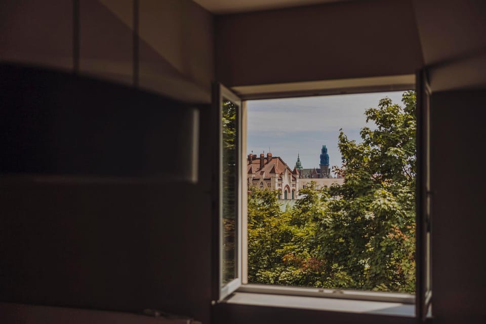 Day, View (from property/room), City view, City view