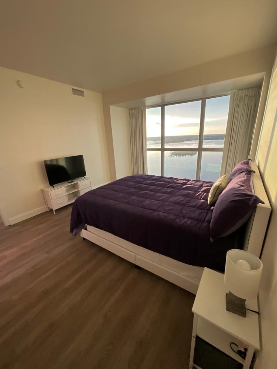 Penthouse Waterfront Escape Apartment in Fort Myers