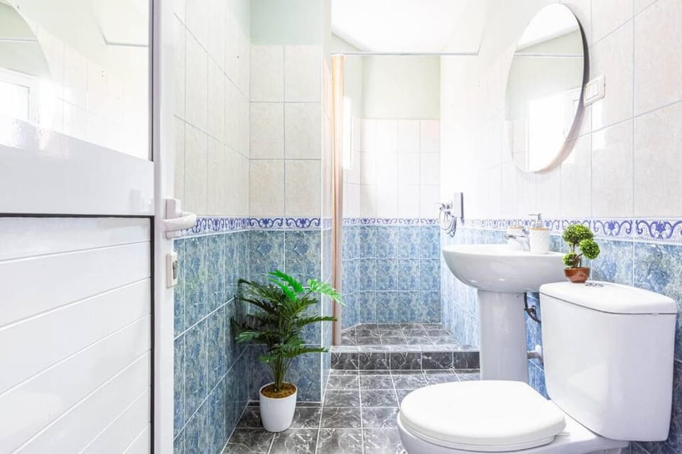 Himara City 15 - Central & Beach Access Apartment in Vlorë County, Albania